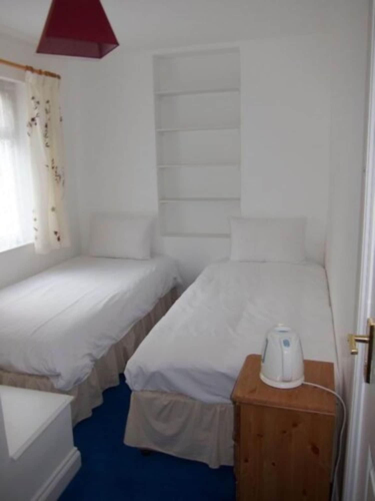 Abbey Court Hotel Saint Peter Port エクステリア 写真