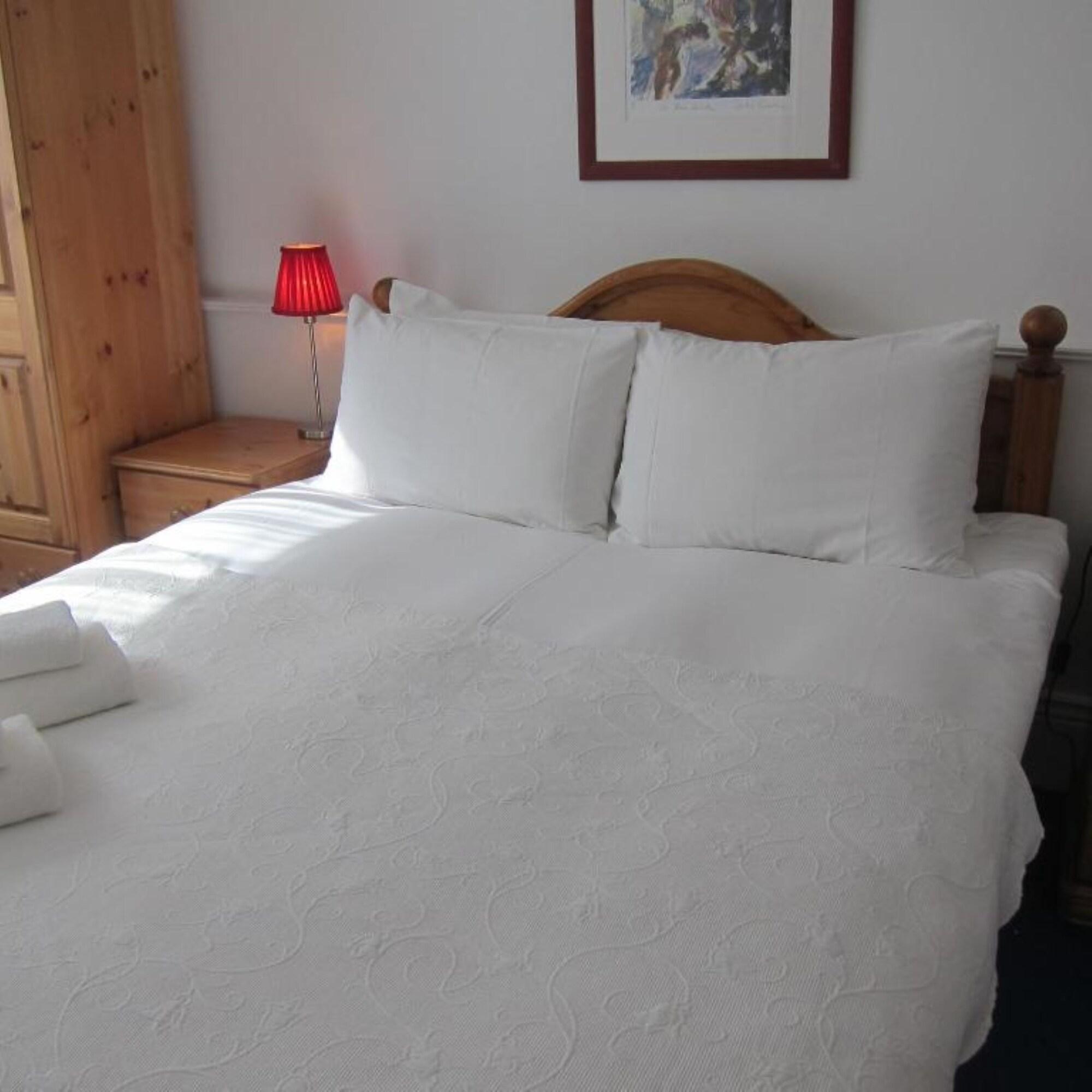 Abbey Court Hotel Saint Peter Port エクステリア 写真