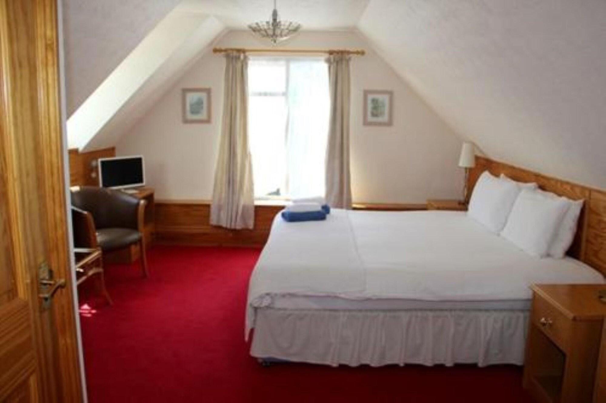 Abbey Court Hotel Saint Peter Port エクステリア 写真