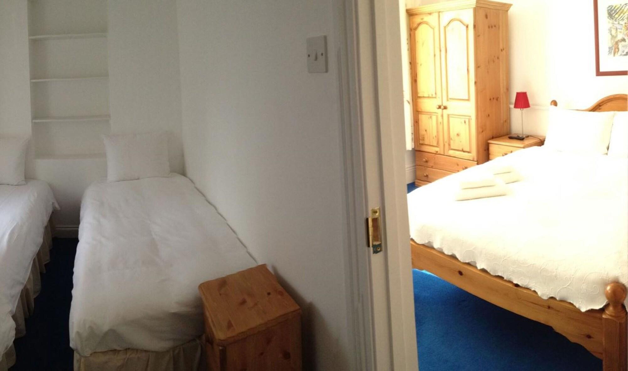 Abbey Court Hotel Saint Peter Port エクステリア 写真